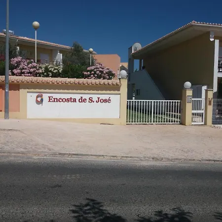 Encosta S. Jose -vale Parra 아파트 알부페이라